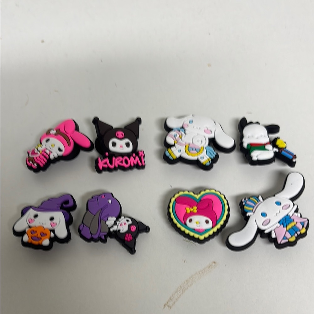 🟢10/$10 - Croc charms